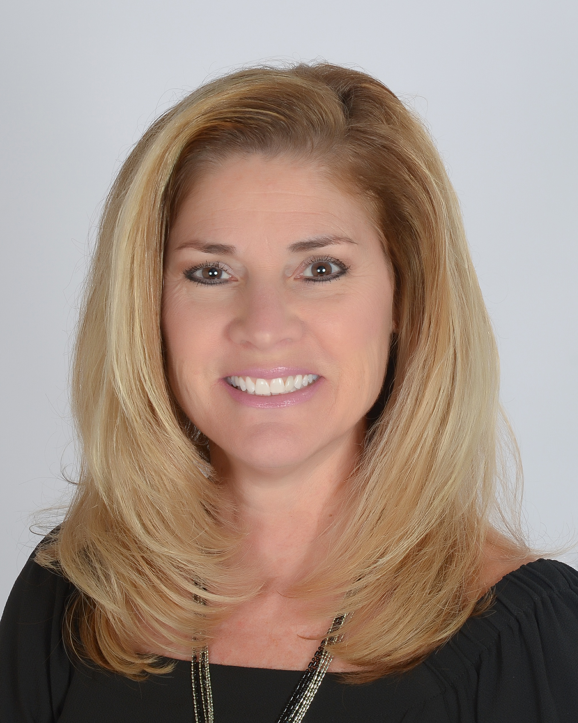 Recommended image dimensions for Bio page portraits